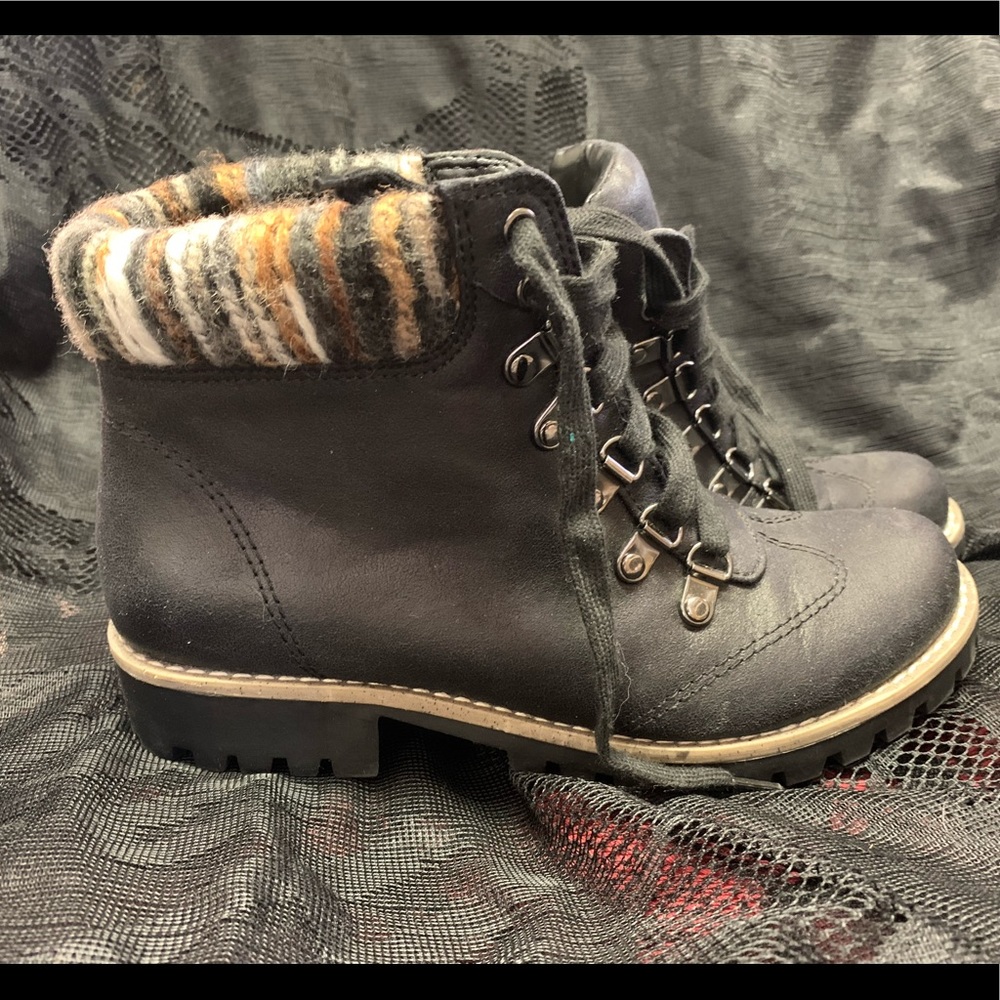 St Johns Bay Boots